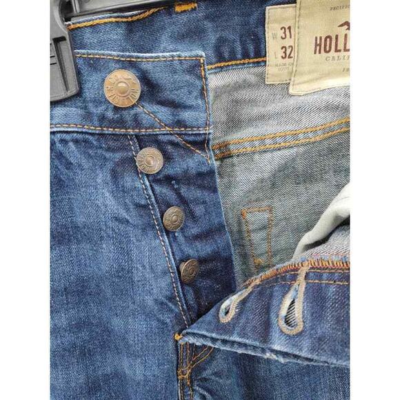 Hollister men's dark wash distressed button fly jeans in 31X32 - Picture 3 of 6